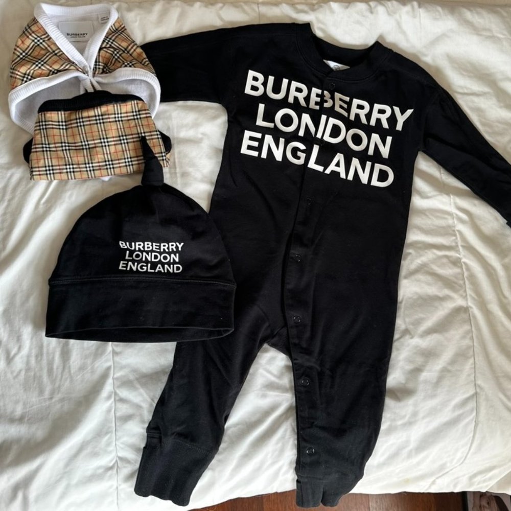 Burberry Onesie/bibs Bundle